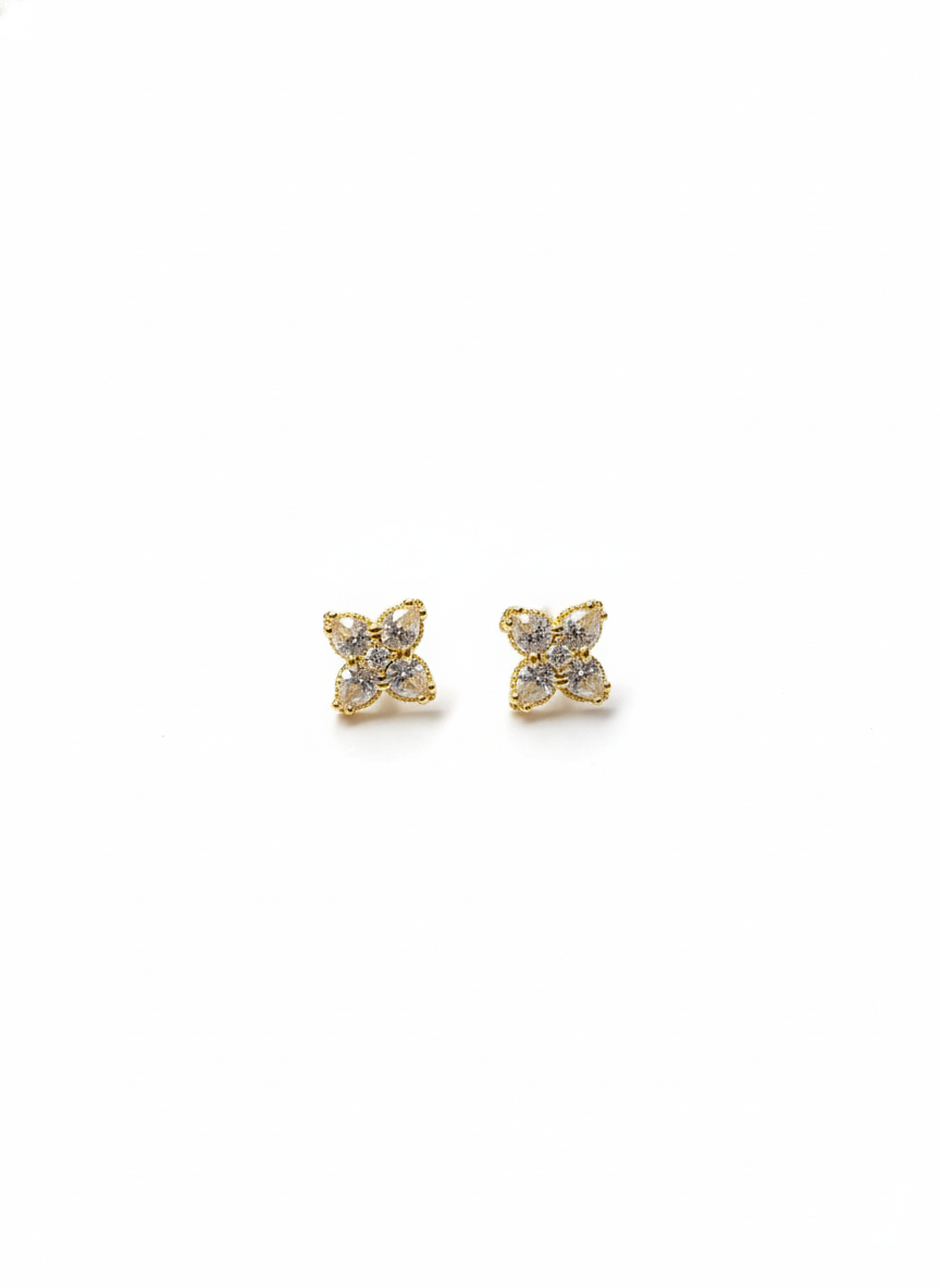 Maison Fleur Lumière Studs